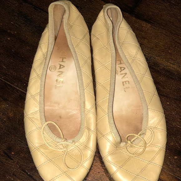 Vintage Chanel Ballet Flats - Picture 2 of 4